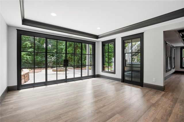 315 Lake Bend Court, Milton, GA 30004