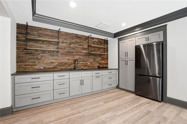 315 Lake Bend Court, Milton, GA 30004