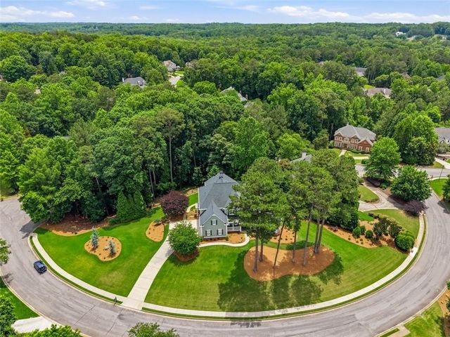 315 Lake Bend Court, Milton, GA 30004