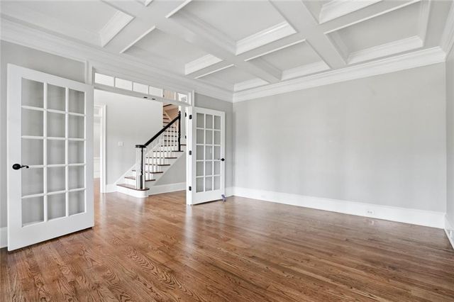 315 Lake Bend Court, Milton, GA 30004