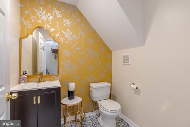 2501 CARPENTER ST, Philadelphia, PA 19146