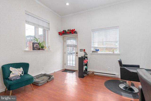 2501 CARPENTER ST, Philadelphia, PA 19146