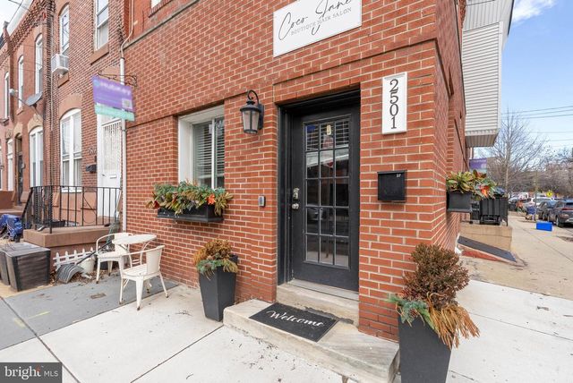 2501 CARPENTER ST, Philadelphia, PA 19146