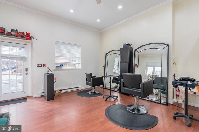 2501 CARPENTER ST, Philadelphia, PA 19146