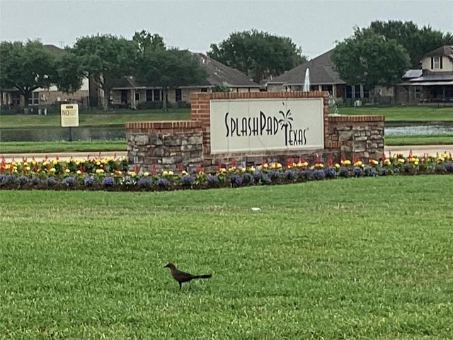 25806 Palmdale Estate Drive, Richmond, TX 77406