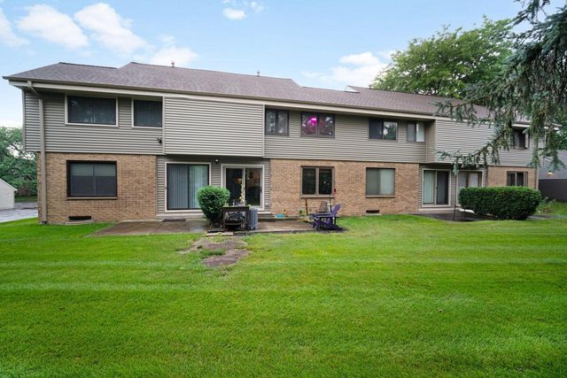 4826 S 19th STREET, Milwaukee, WI 53221