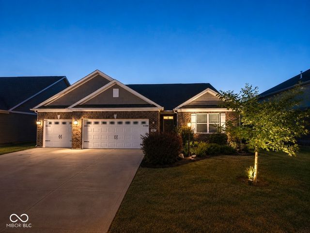 6262 Dugan Drive, Whitestown, IN 46075