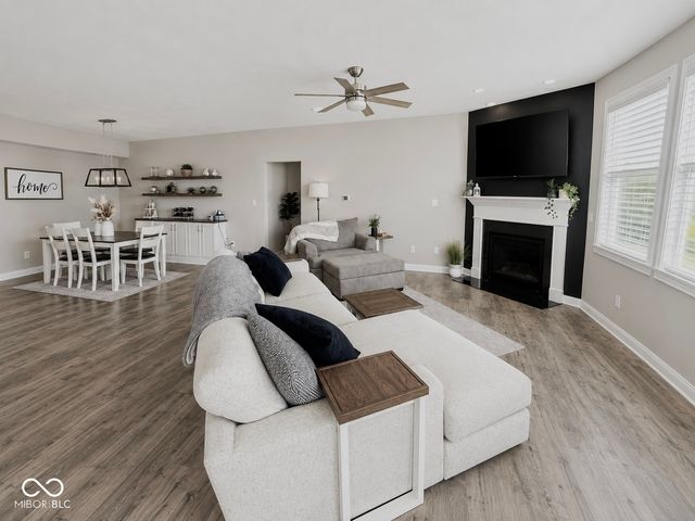 6262 Dugan Drive, Whitestown, IN 46075