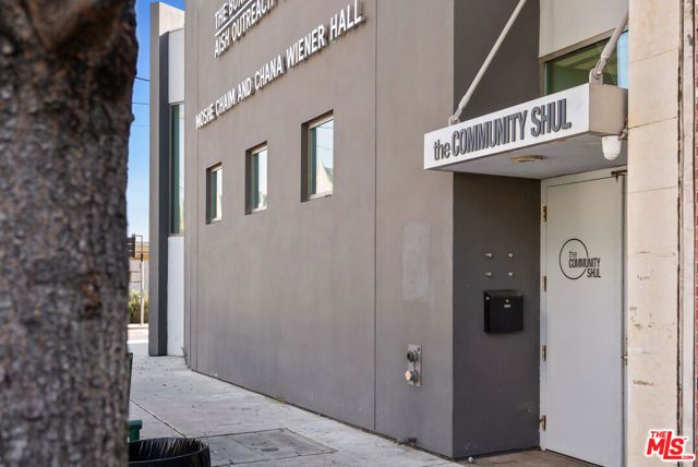 1431 S Holt Avenue, Los Angeles, CA 90035