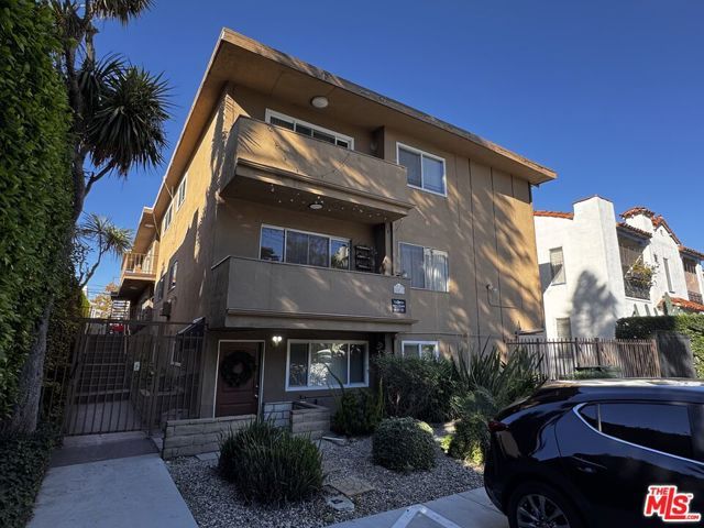 1431 S Holt Avenue, Los Angeles, CA 90035