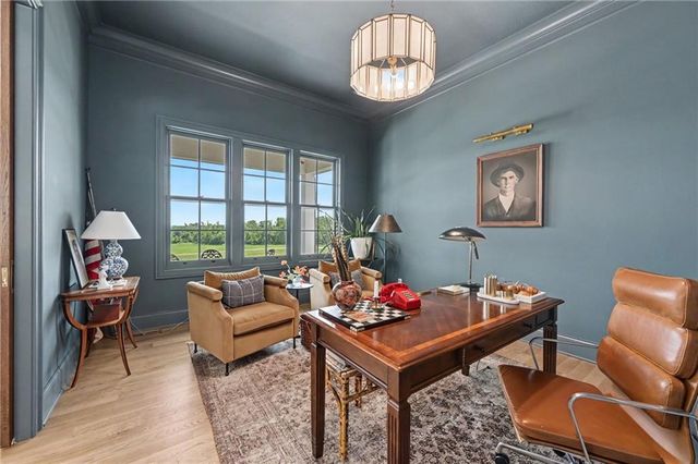 25590 Bundschu Road, Independence, MO 64056