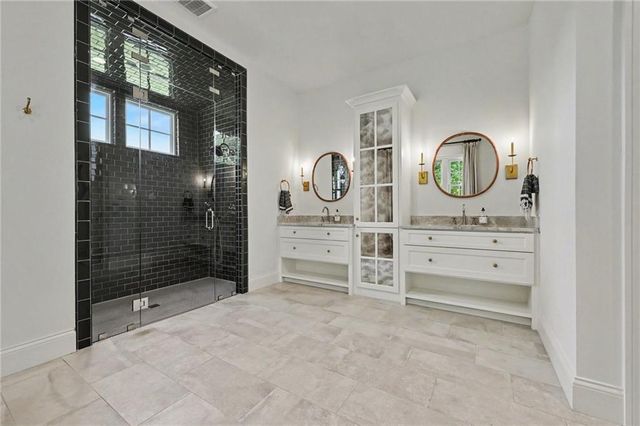 25590 Bundschu Road, Independence, MO 64056
