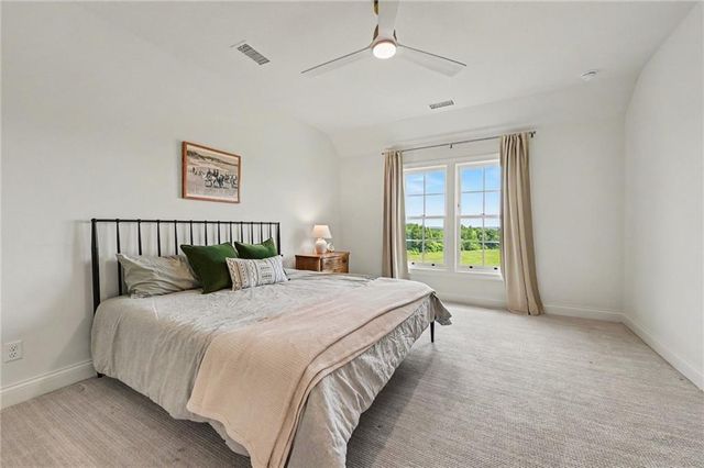 25590 Bundschu Road, Independence, MO 64056
