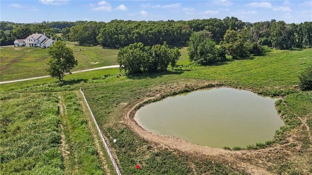 25590 Bundschu Road, Independence, MO 64056