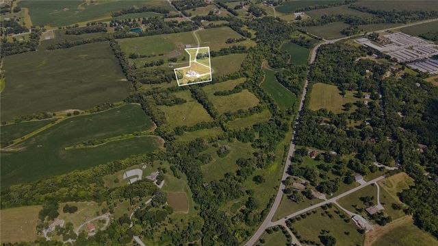 25590 Bundschu Road, Independence, MO 64056