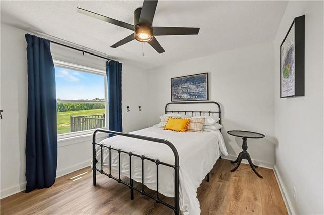 25590 Bundschu Road, Independence, MO 64056