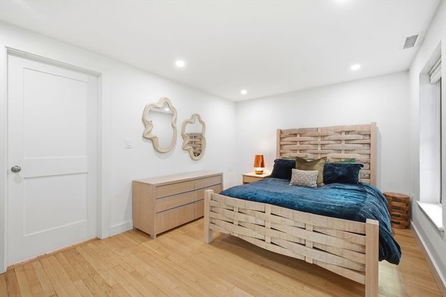 100 Main Street 2, Boston, MA 02129