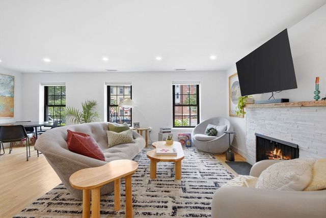 100 Main Street 2, Boston, MA 02129