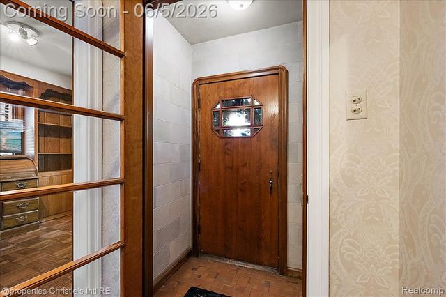 1257 Audubon Road, Grosse Pointe, MI 48230