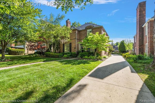 1257 Audubon Road, Grosse Pointe, MI 48230