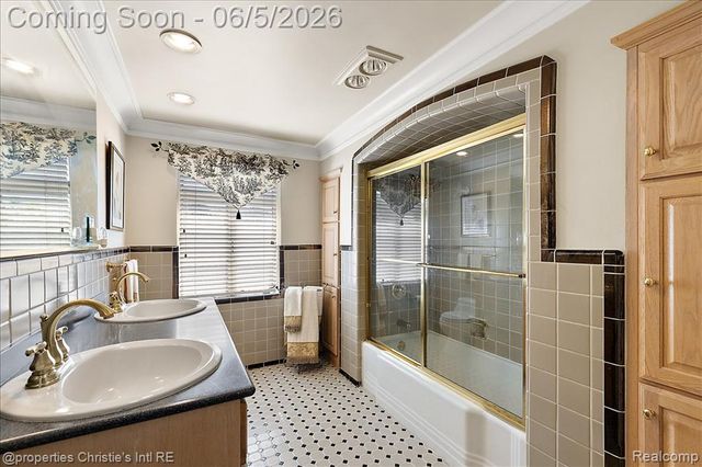 1257 Audubon Road, Grosse Pointe, MI 48230