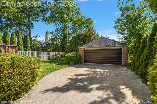 1257 Audubon Road, Grosse Pointe, MI 48230