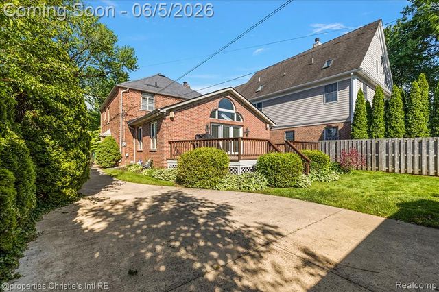 1257 Audubon Road, Grosse Pointe, MI 48230