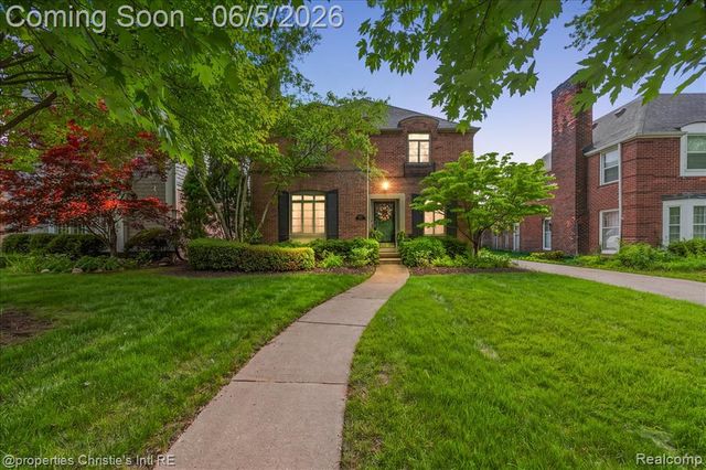 1257 Audubon Road, Grosse Pointe, MI 48230