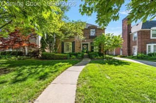 1257 Audubon Road, Grosse Pointe, MI 48230