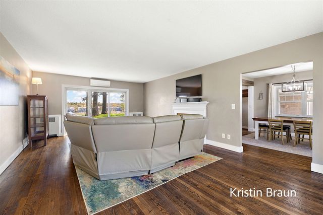 4078 Highgate Road, Norton Shores, MI 49441