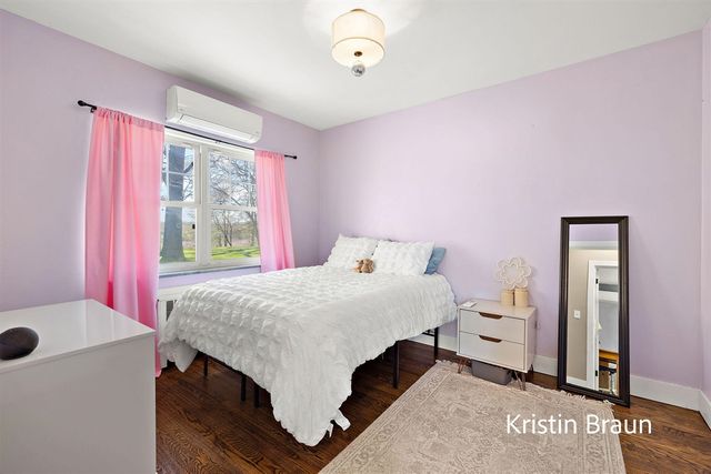 4078 Highgate Road, Norton Shores, MI 49441