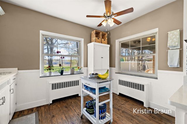 4078 Highgate Road, Norton Shores, MI 49441
