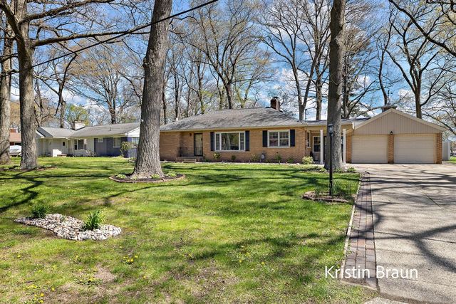 4078 Highgate Road, Norton Shores, MI 49441