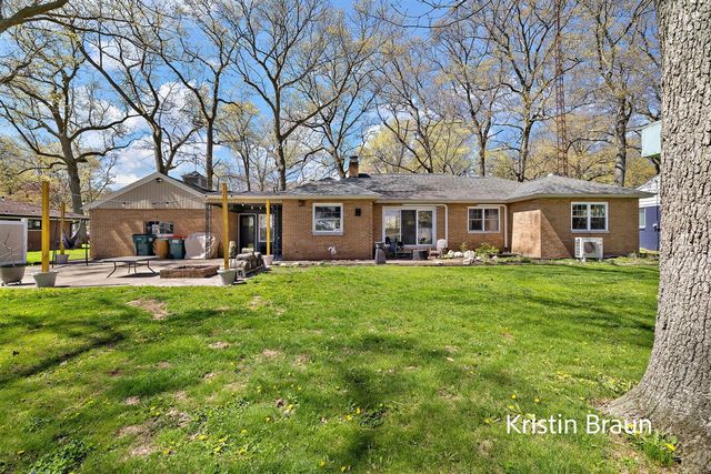 4078 Highgate Road, Norton Shores, MI 49441