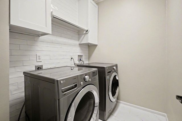 5325 Fayette Street, Houston, TX 77056