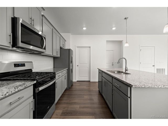 4633 Kipp Pl, Brighton, CO 80601