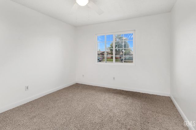 4600 Alexander Street, Bakersfield, CA 93307