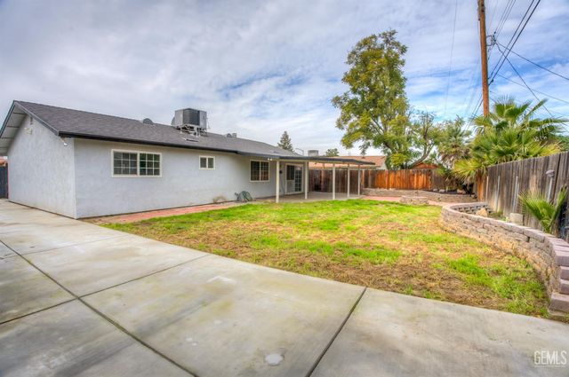 4600 Alexander Street, Bakersfield, CA 93307