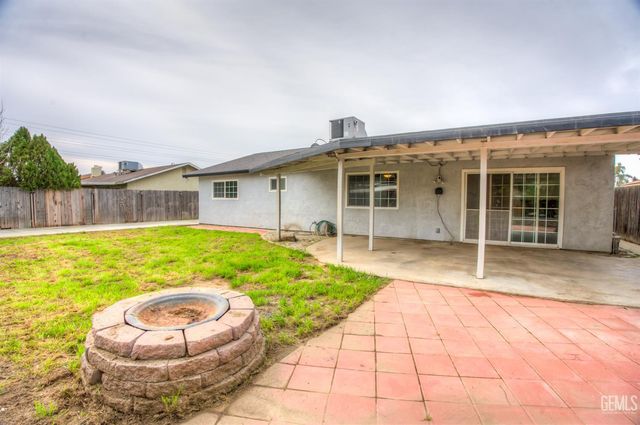 4600 Alexander Street, Bakersfield, CA 93307