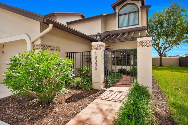10335 SW 137th Ct, Miami, FL 33186