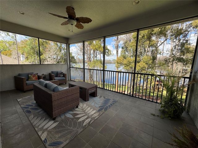 21001 LAKE VIENNA DRIVE, Land O Lakes, FL 34638