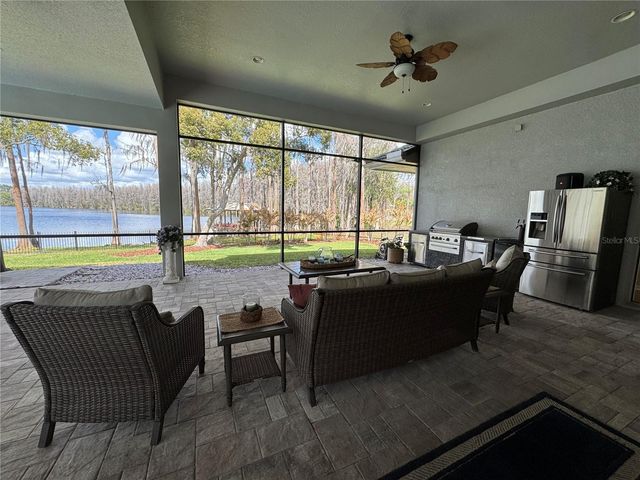 21001 LAKE VIENNA DRIVE, Land O Lakes, FL 34638