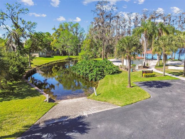 21001 LAKE VIENNA DRIVE, Land O Lakes, FL 34638