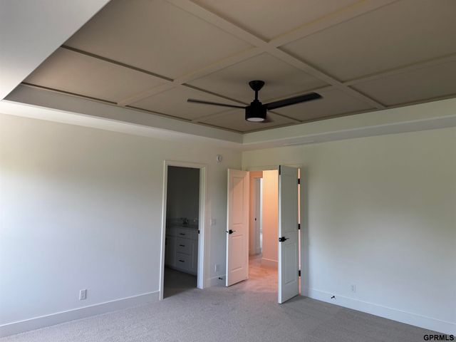 12613 Cooper Street, Papillion, NE 68138