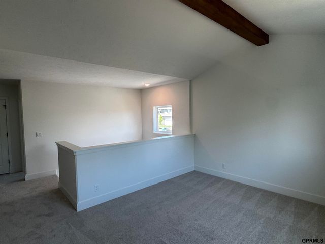 12613 Cooper Street, Papillion, NE 68138