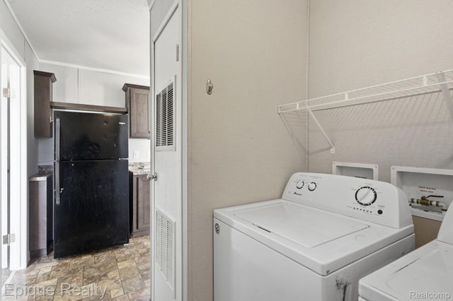 11 Legrand Street, Howell, MI 48843