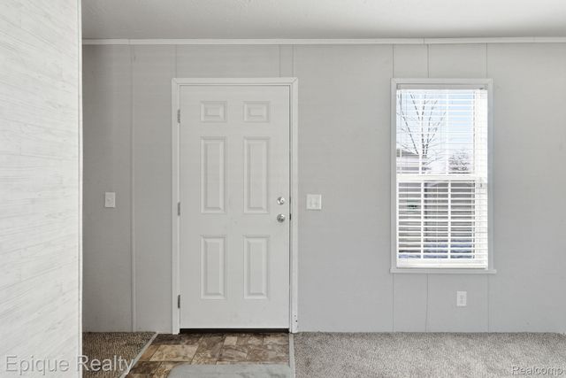 11 Legrand Street, Howell, MI 48843