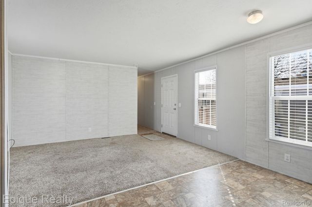 11 Legrand Street, Howell, MI 48843