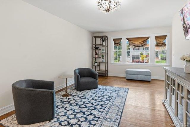 47 Syosset Circle, Syosset, NY 11791