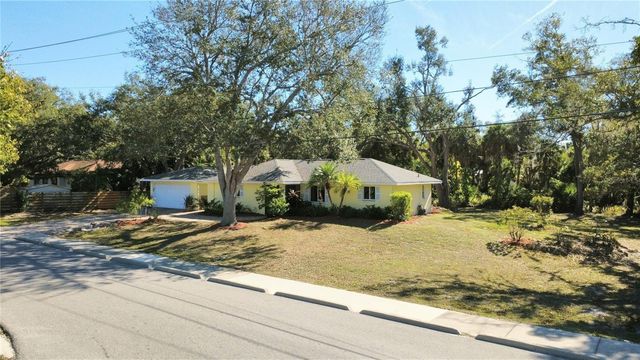 1710 ROBBINS ROAD, Nokomis, FL 34275
